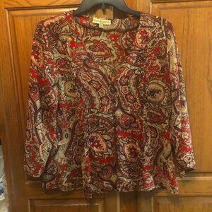 Notations brand red and brown paisley print button up pleated 3/4 sleeve blouse